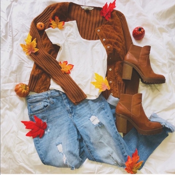 🍁Fall Mystery Box Bundle!🍂 - Picture 6 of 12